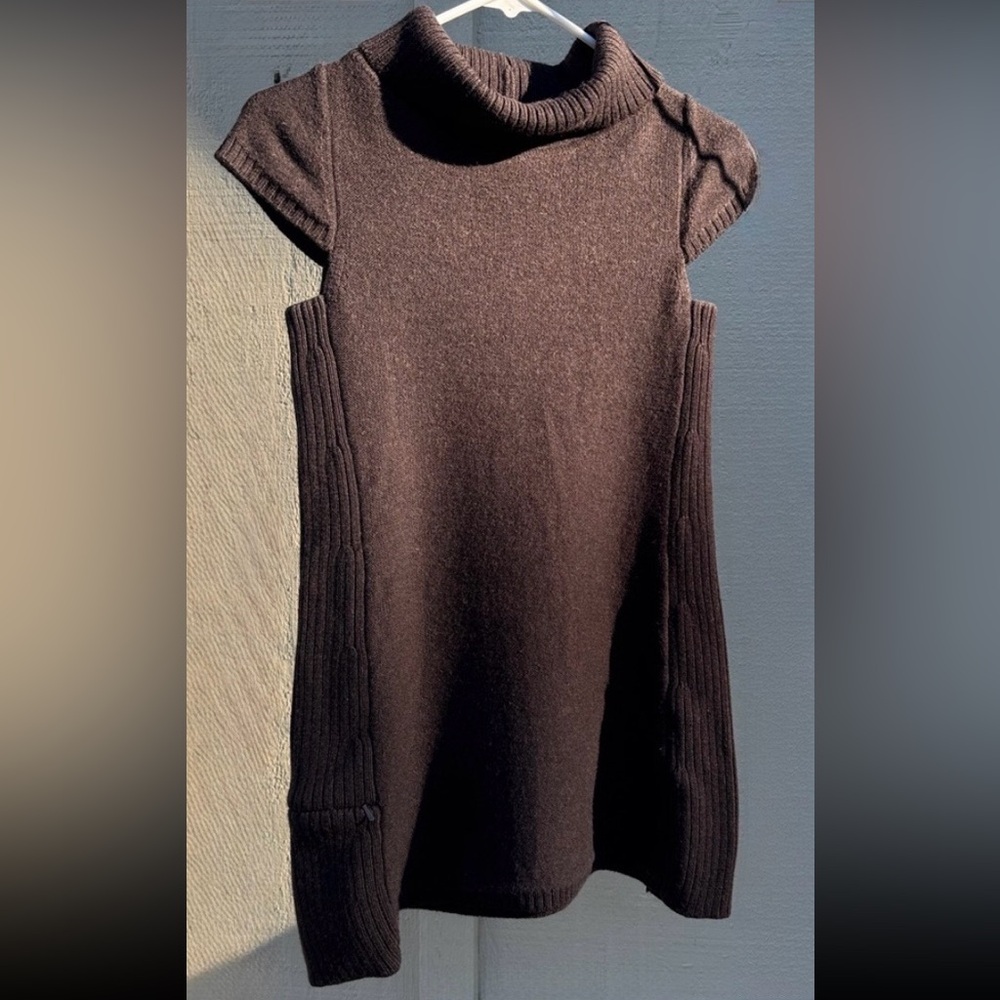 ibex SWEATER 100% MERINO WOOL TURTLENECK CAP SLEEVE POCKET VEST DARK BROWN S EUC